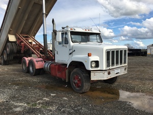International S Line  350 Cummins 