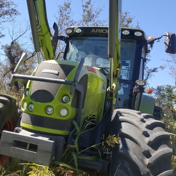 Claas Arion 630 FWA FEL