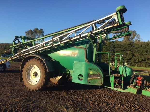 Goldacres 5030 Trailing BoomSpray