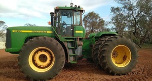 John Deere 9400 Tractor