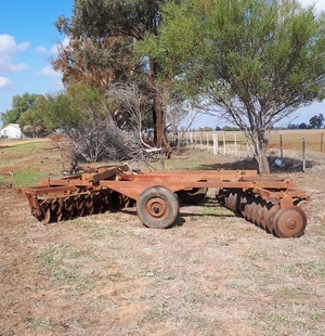 Napier 28 plate Offset Disc