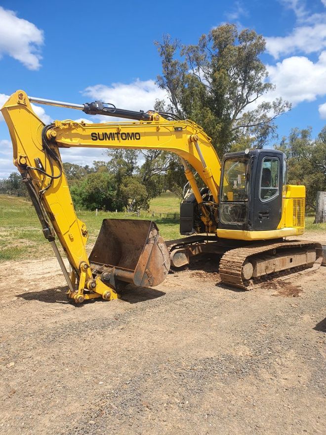 Sumitomo 13.5 ton SH 135 X Excavator