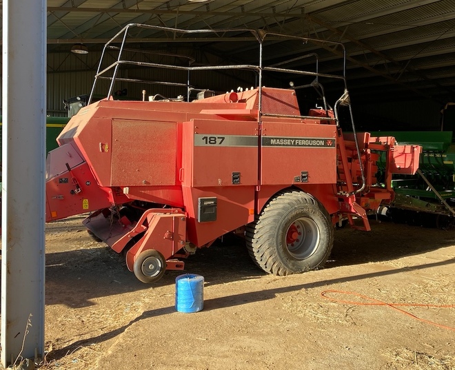 Massey Ferguson 187 Square Baler