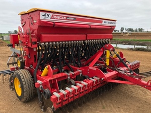 Duncan Renovator Seeder MK4