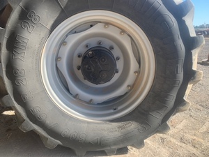 Tractor tyre 600/65 R 28