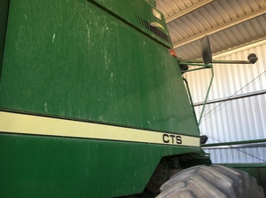 John Deere CTS Header