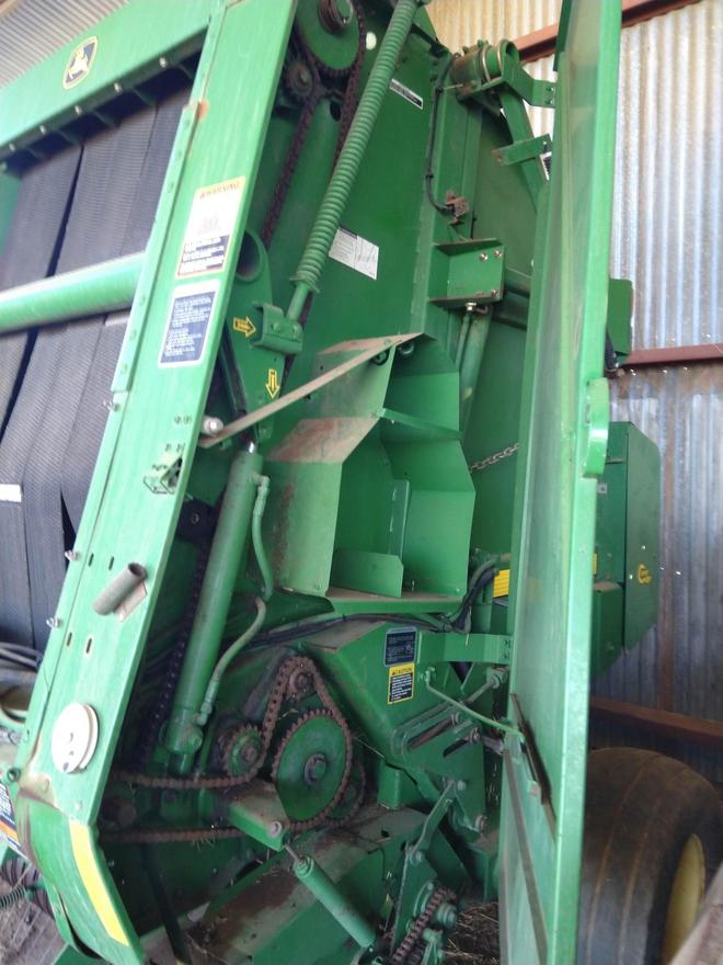 John Deere 467 Baler 