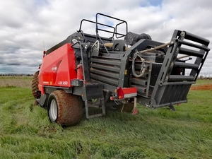 2010 Kuhn Big Square Baler LSB 1290