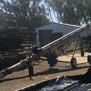 2 x Harvest T1032 Truck loading Auger