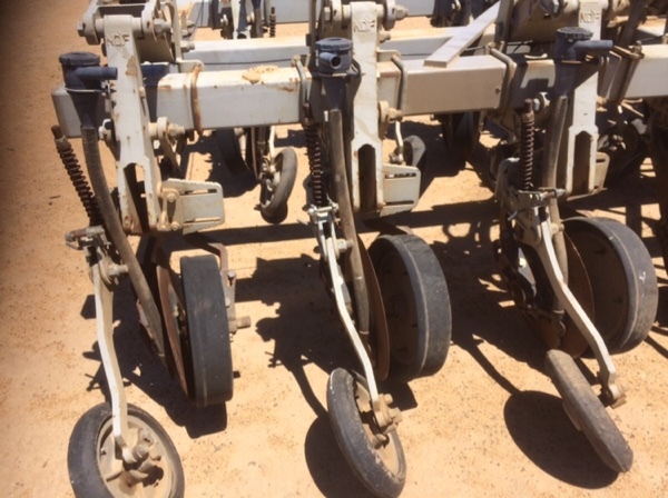40FT NDF Disc Drill / Seeder For Sale ** Price Reduced ** Good discs on 330mm Spacing's