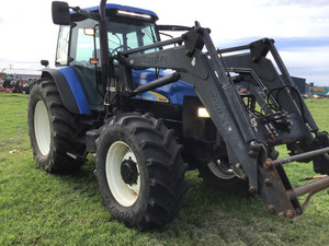 New Holland  TM 140