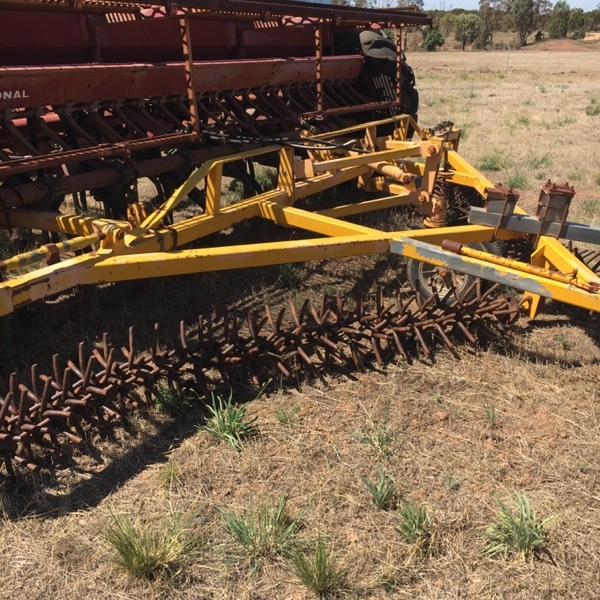 International 511 24 Row Direct Drill Combine For Sale Hamburger with the Lot!!!