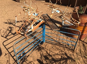 Lyco Lamb Marking Cradle