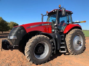 2018 Case IH Magnum 340 Tractor