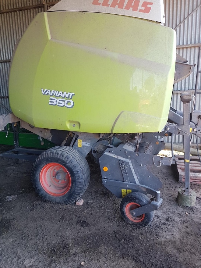 2012 Claas Variant 360 Round Baler
