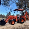Kubota B21 Backhoe / Tractors