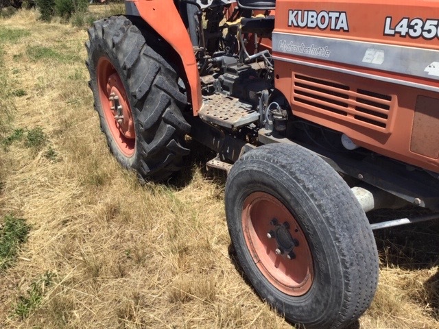 Under Auction - Under Auction (A127) - Kubota 4350 Tractor / Forklift - 2% + GST Buyers Premium On All Lots 