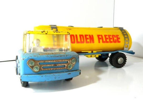 WANTED Golden Fleece Model Fuel Tanker 