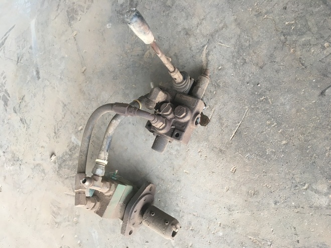 Hydraulic Motor and Valve Controller