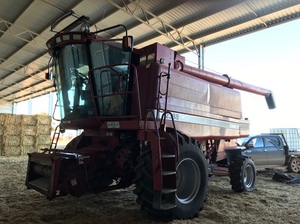 1999 Case IH 2388 Header with Case IH 2052 39ft Draper Front
