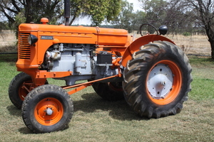 Minneapolis Moline UTS 1948