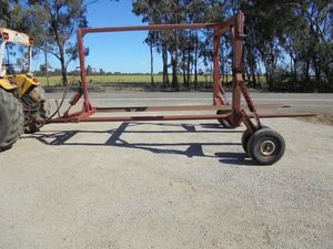 Round Bale Carrier