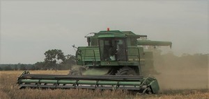 Header John Deere 8820 Titan II