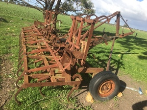 Ryan cultivator bar