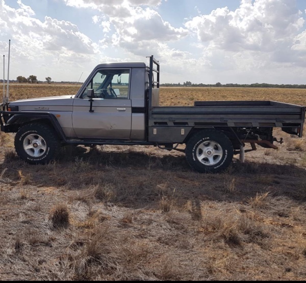 05’ 79 Series Toyota Landcruiser Ute For Sale