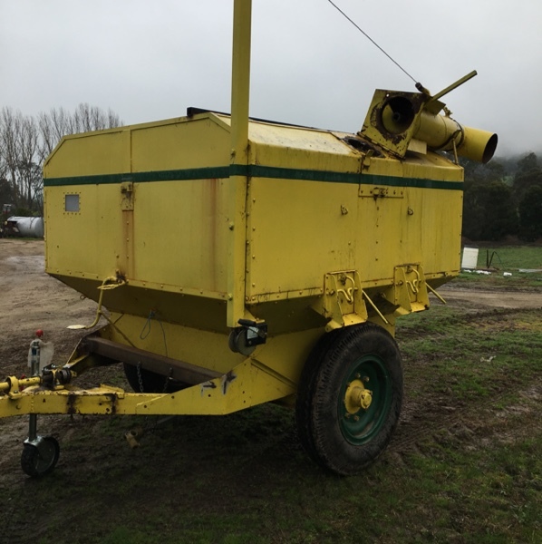 feed trailer