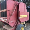 New Holland 650 Round Baler