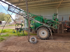 2012 GoldAcres 2521 Trailing Boom Spray