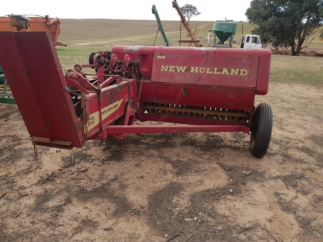New Holland Super Hayliner  69 Small Square Hay Baler 
