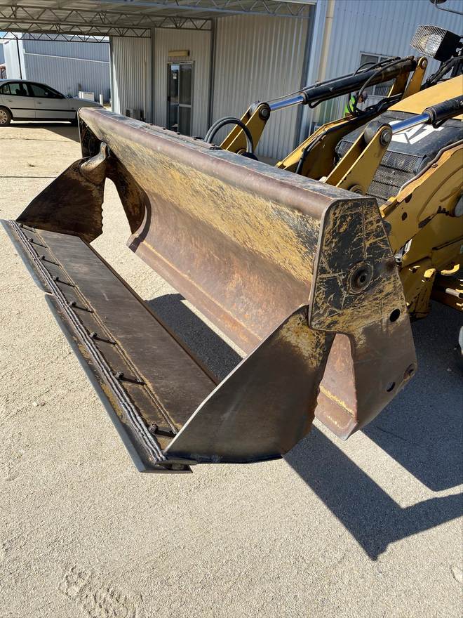 Caterpillar Backhoe & FEL