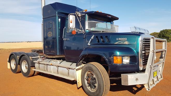 Ford LTS9000 Prime Mover 1989