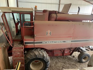 1980 International 1460 Header and 24