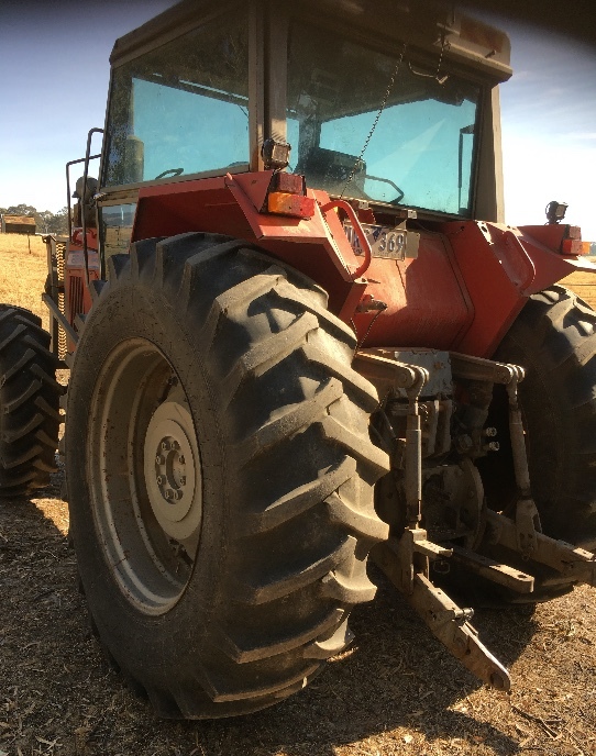 Massey Ferguson 2640 FWA Tractor