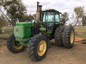Tractor John Deere 4850