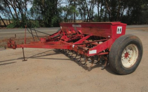  - IH 6-2 24R Combine - 