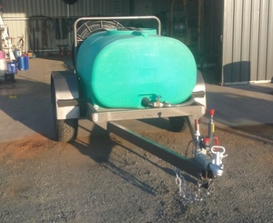 fire fighter  / water trailer