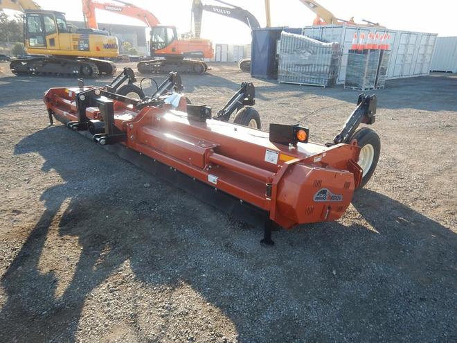 New Rhino RC120 Flail mulcher brand new never used 3PL drive