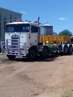 1975 Kenworth Header Carrier 