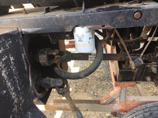 Macdon 960 30 ft Front with John Deere adapter For Sale