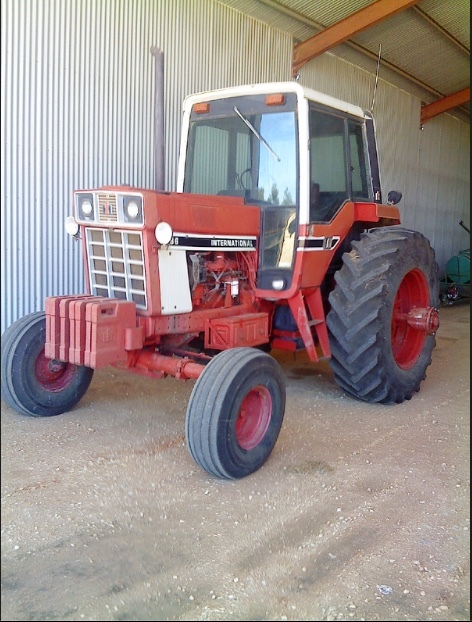 Inter 986 Tractor