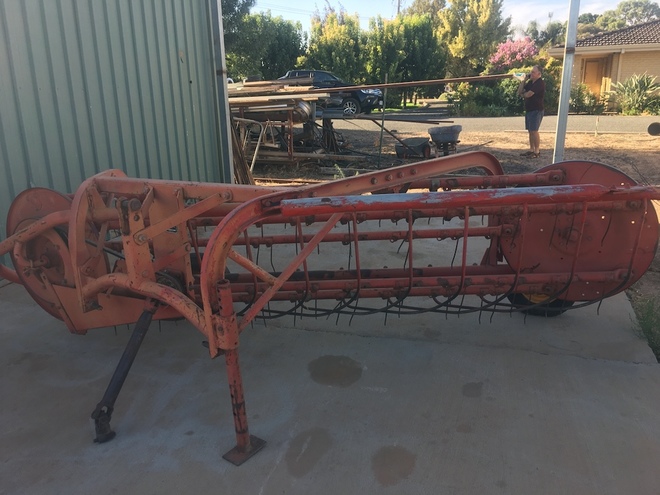 Massey Ferguson 25 Hay Rake