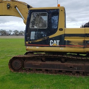 CAT 320 Excavator