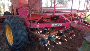 Massey Ferguson 80