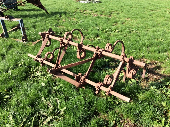 Set of Tynes, Working Order