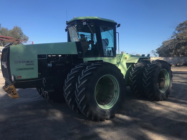 1984 Steiger Bearcat 1000 Tractor