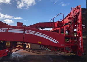 Grimme GT170 HIGH CAPACITY potato harvester